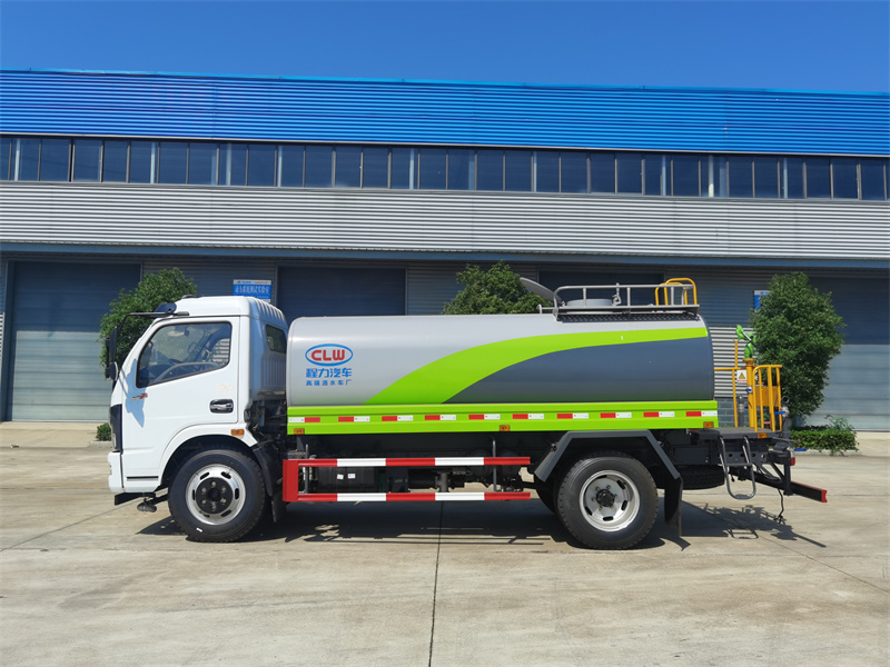 國(guó)六大福瑞卡 9.2噸 灑水車